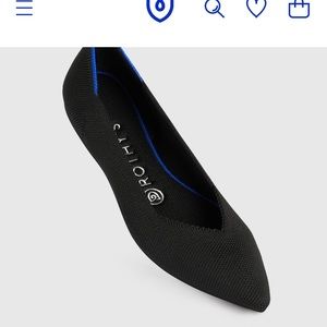 Brand new black “the point” Rothy’s. Size 7.